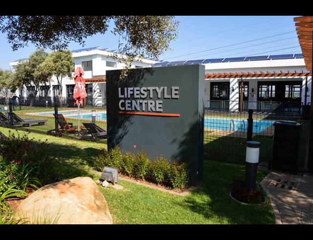 3 BEDROOM APARTMENT FOR SALE IN GREENSTONE HILL